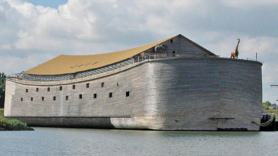 Este hombre construyó una replica exacta del Arca de Noé